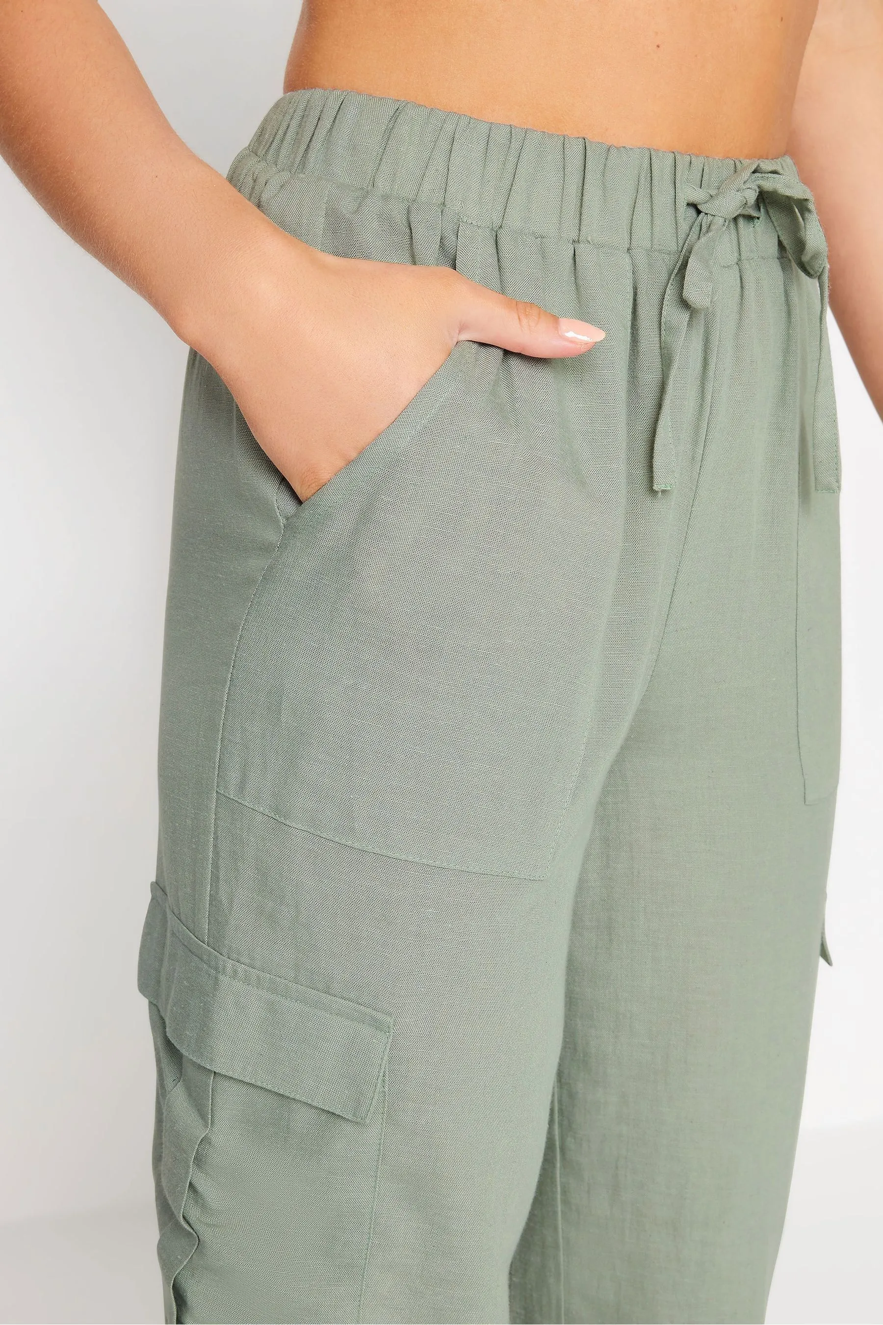 PixieGirl Petite - Pantaloni cargo in lino con elastico sul fondo